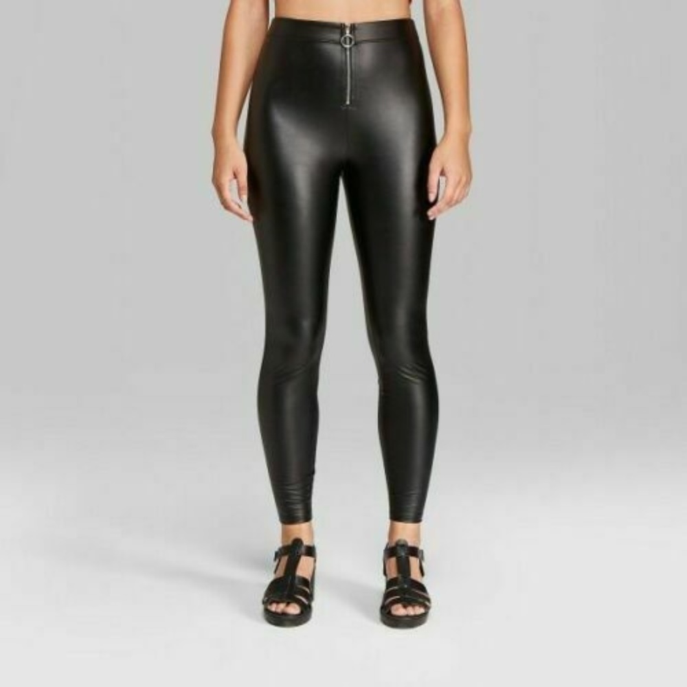 Women's Faux Leather High Rise O Zipper Leggings